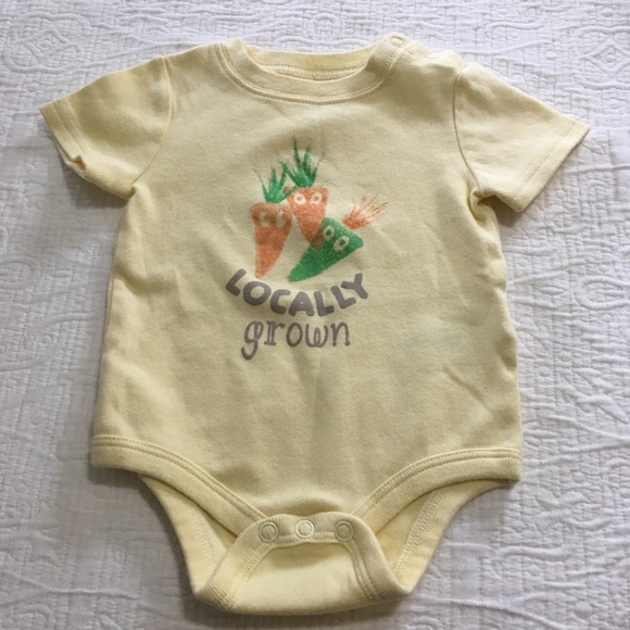 0-3m (6/$20) Pastel Bunny-Themed Onesies - Picture 4 of 6